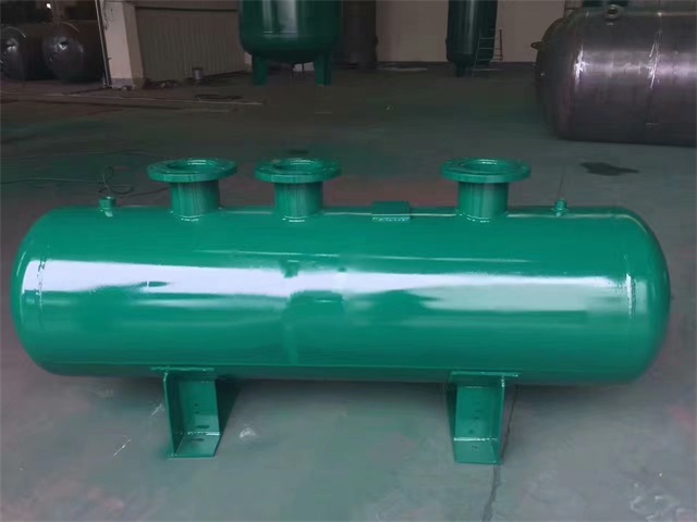 1679991473376569.jpeg 西工西工西工蒸汽分气缸1.jpeg